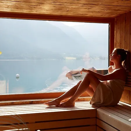 湖畔恩特纳酒店 4*