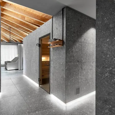 湖畔恩特纳酒店 佩尔蒂绍