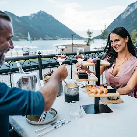 湖畔恩特纳酒店 佩尔蒂绍