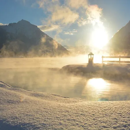 湖畔恩特纳酒店 4*