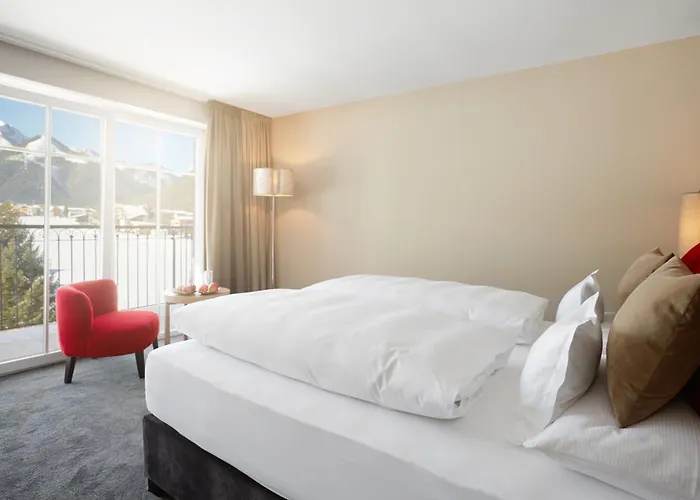 إنتنرز أم سي فندق