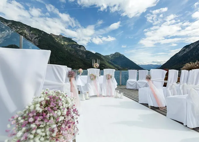 إنتنرز أم سي فندق 4*